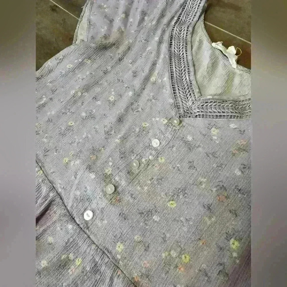 Hippie Rose Floral Cropped Blouse - Picture 3 of 5